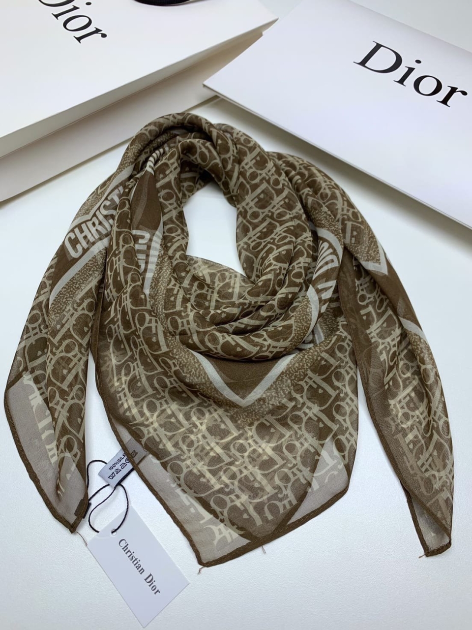 Платок Christian Dior